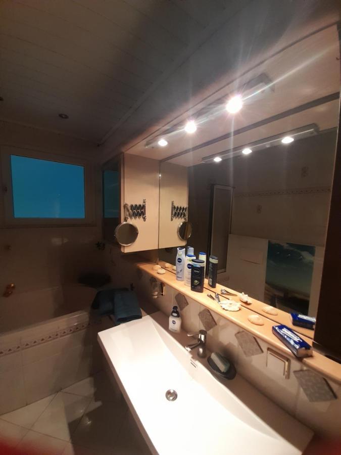 Apartment Am Waldrand 1 Person ,Gemuetlich, Nichtraucher อิทเซอโฮ ภายนอก รูปภาพ